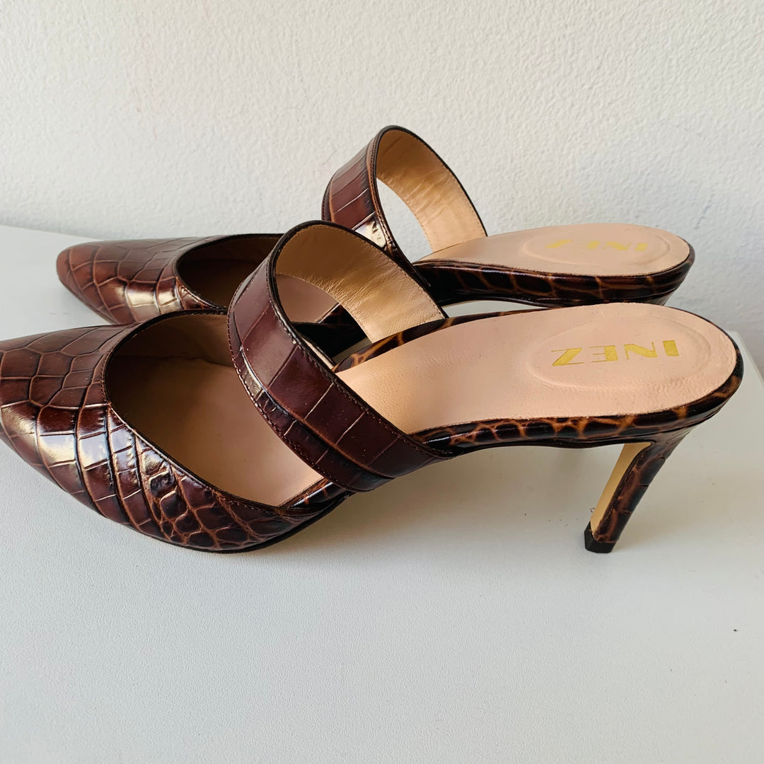 Inez New Never Worn Heeled Brown Leather Mule Size 10