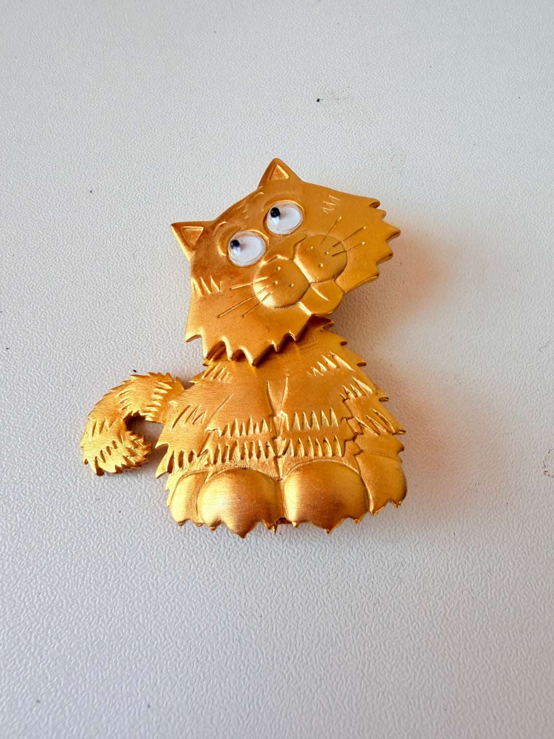 Vintage Jonette Jewelry JJ Articulated Cat Brooch In Gold Tone