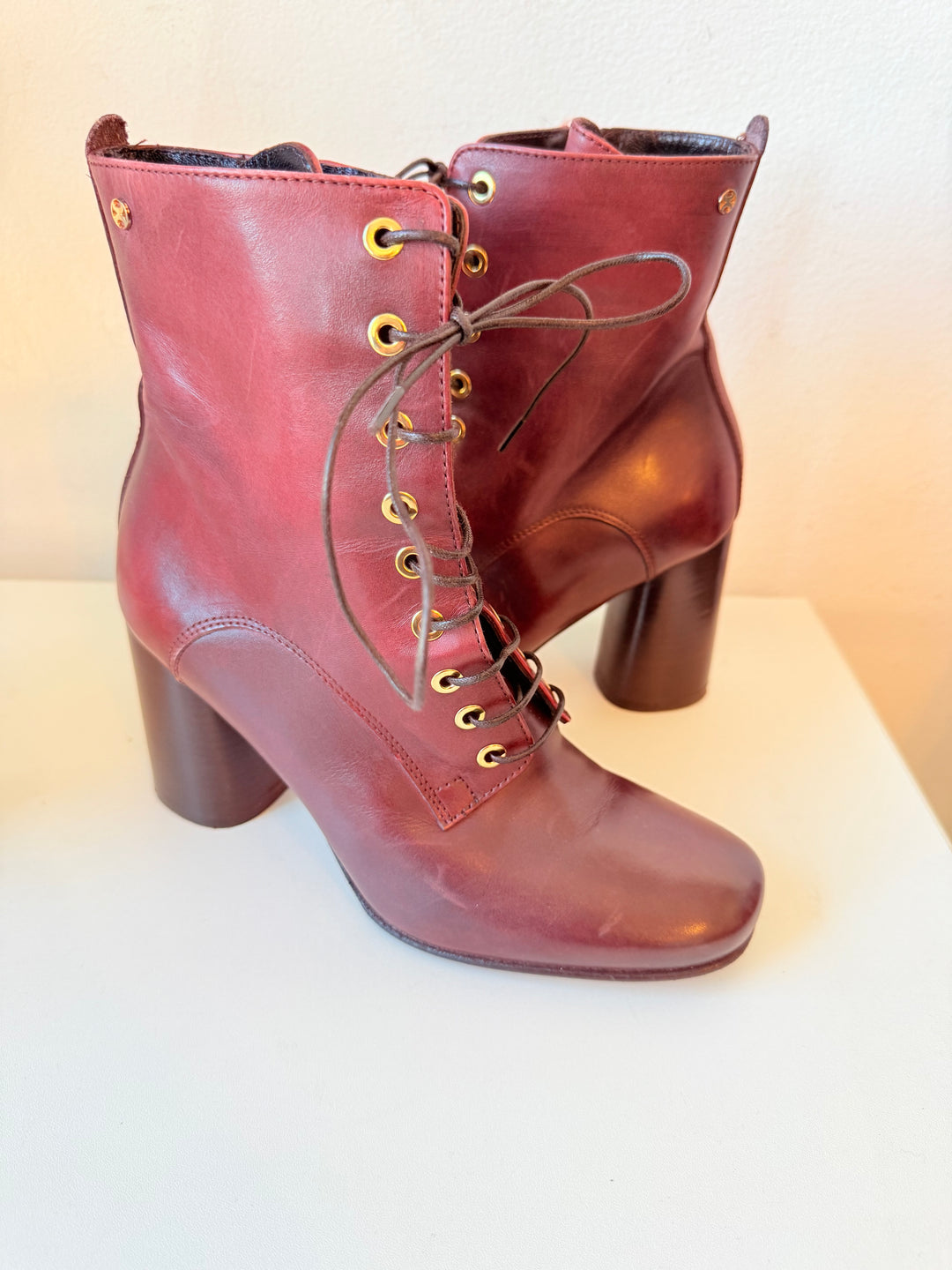 Capezanni Deep Brick Red Burnished Leather Lace Up Boots Size 37 ( Us 6.5)