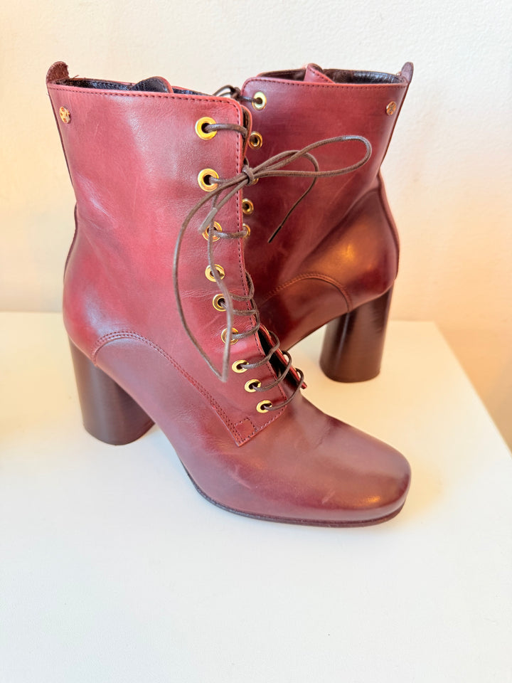 Capezanni Deep Brick Red Burnished Leather Lace Up Boots Size 37 ( Us 6.5)