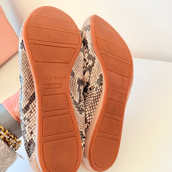 Cole Haan Grand OS Tail Bow Ballet Flats In Natural Brown Beige Snakeprint Size 10.5