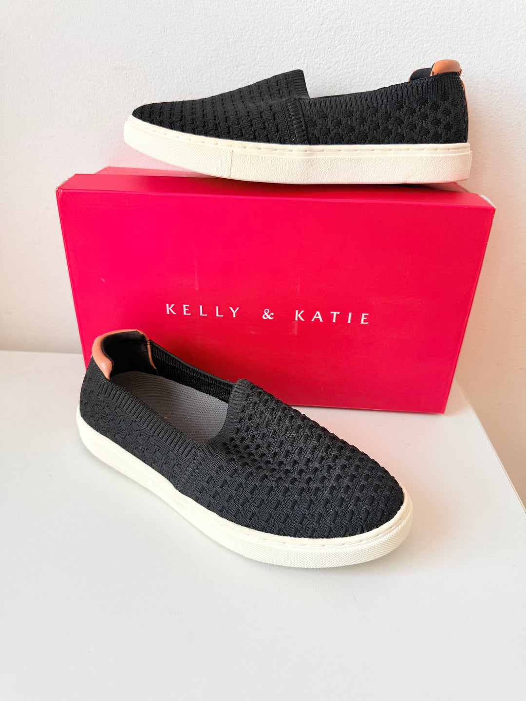 Kelly & Katie Kk-Estarr Black Slip On Shoes Size 7.5 Wide