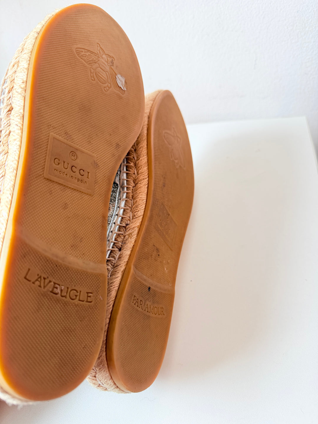 Gucci Heritage GG Lame Napa Silk Silver Monogram Espadrille Size 39