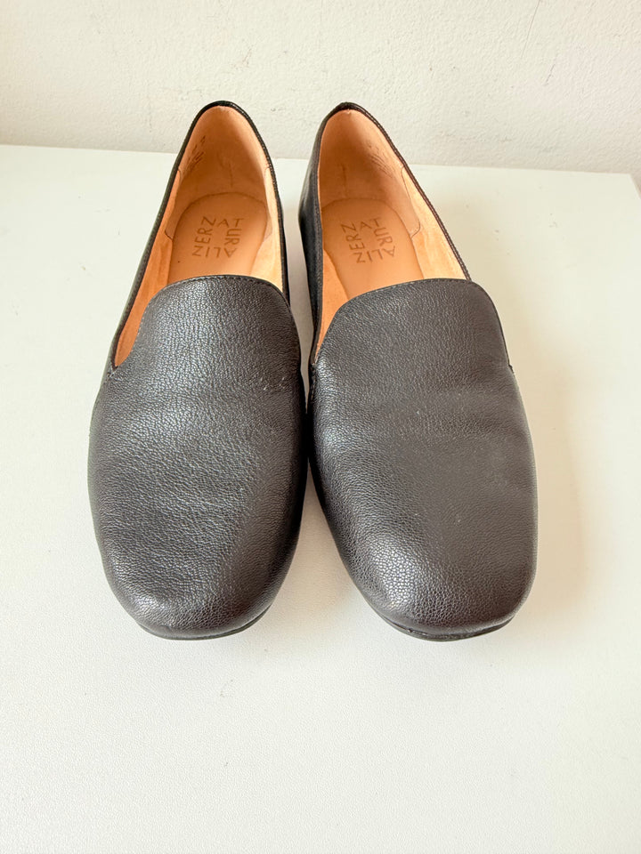 Naturalizer Emiline Black Leather Slip On Loafers Size 7