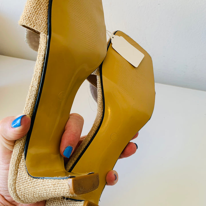 Turkish Women’s Beige Khesh Heeled Sandals Size 10 New