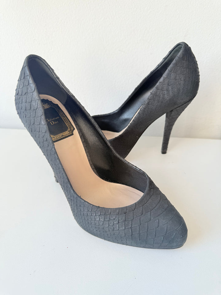 Christian Dior Black Vintage Snakeskin Pumps Size 36