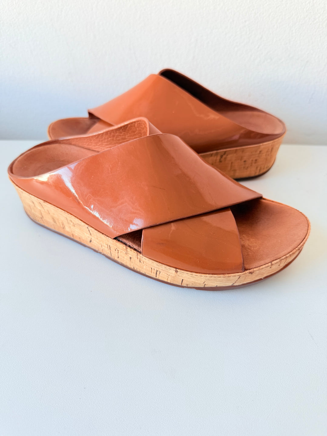 Fitop Brown Patent Criss Cross Cork Platform Sandals Size 7