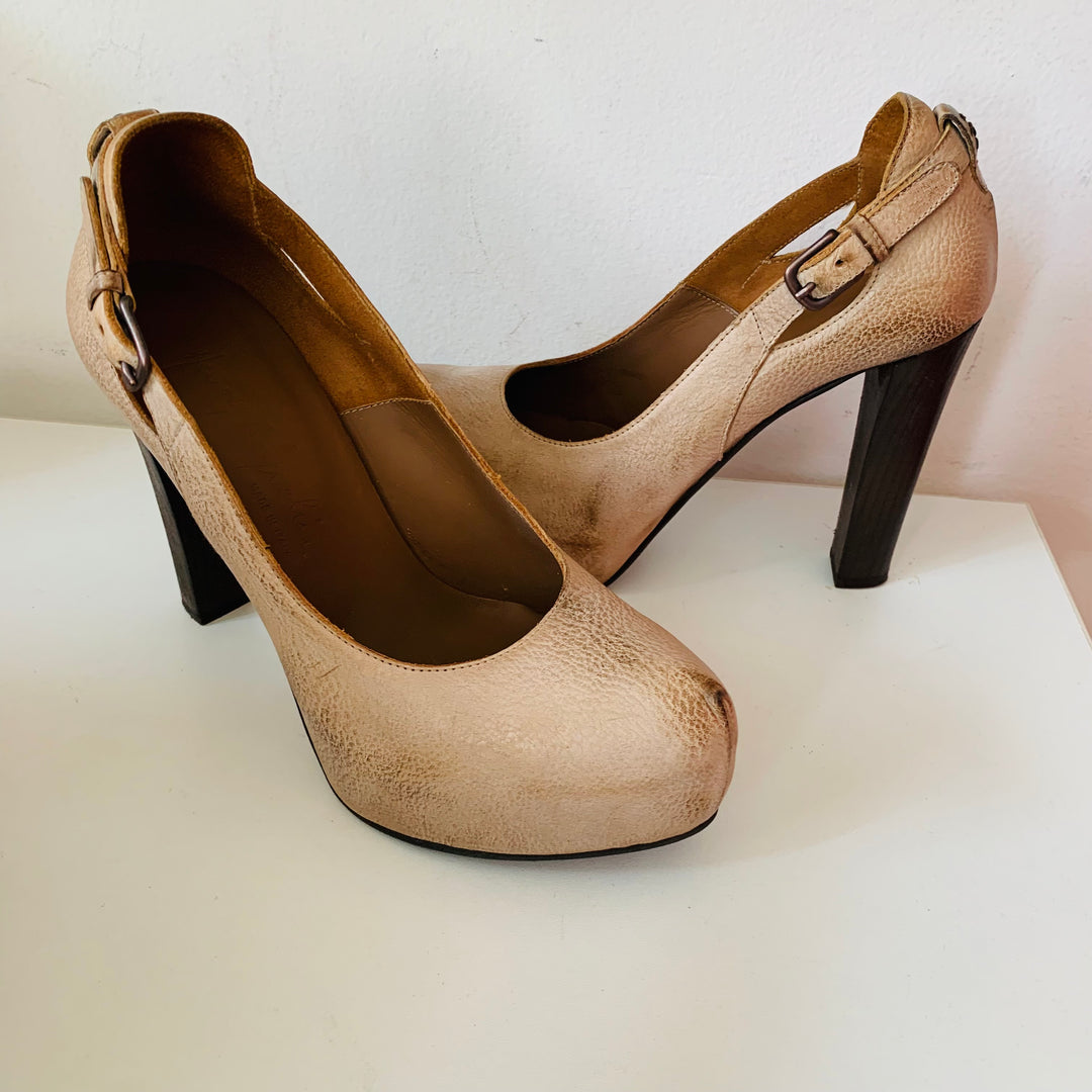 Henry Beguelin Distressed Dune Reema Leather Pump Size 37.5