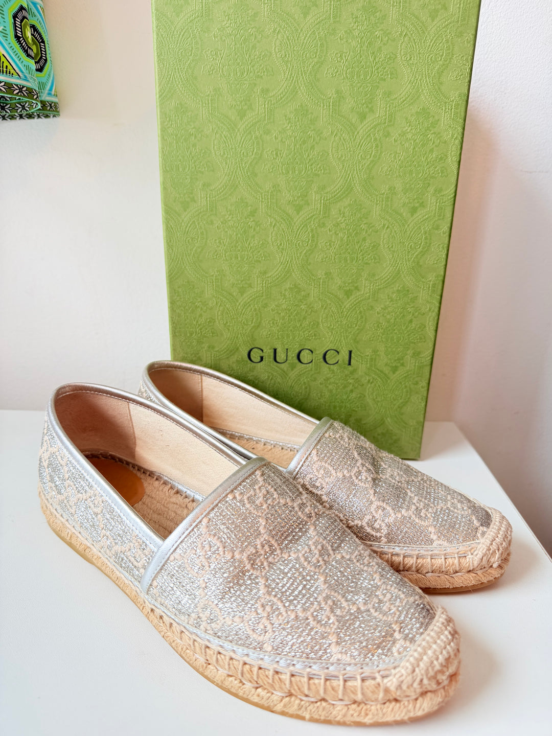 Gucci Heritage GG Lame Napa Silk Silver Monogram Espadrille Size 39