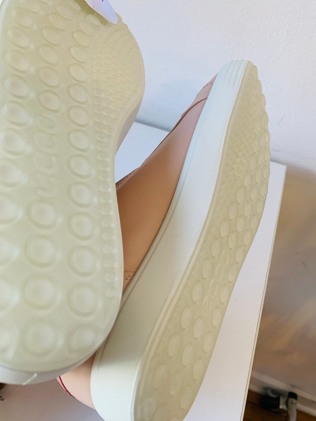 Ecco Soft Pink Rose Dust/Olde Rose Sneakers New In Box Size 41 (Us 10-10.5)