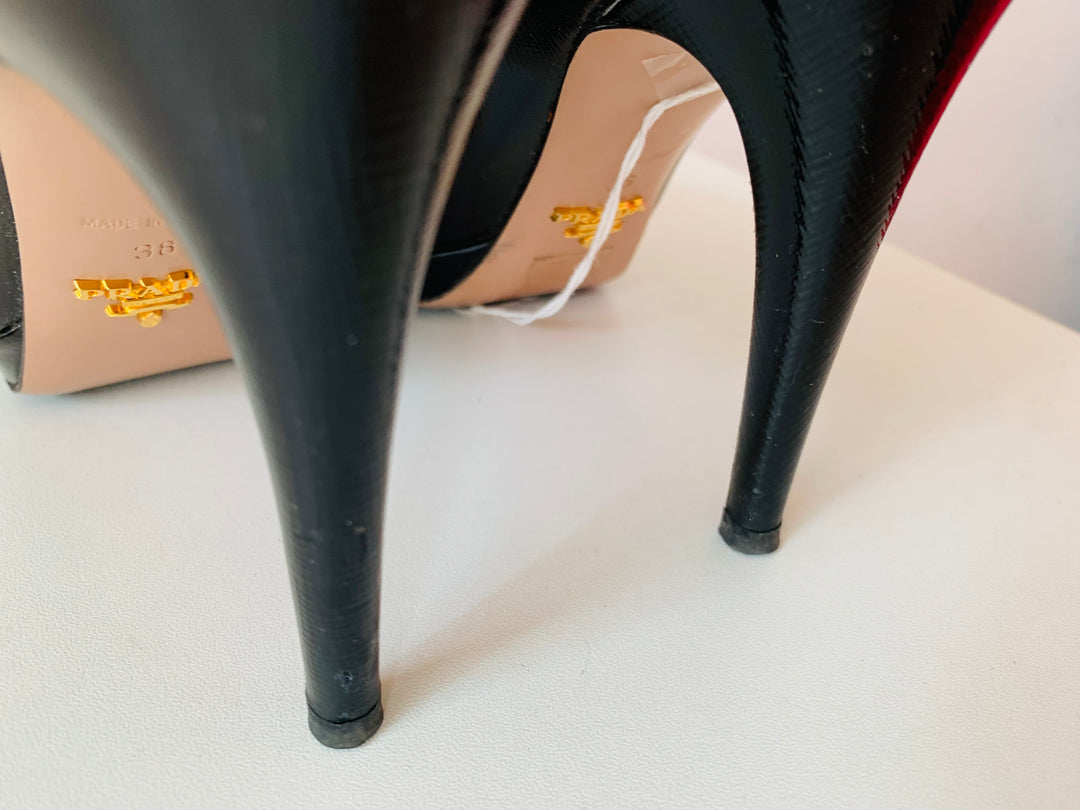 Prada Black Leather Pumps Size 38