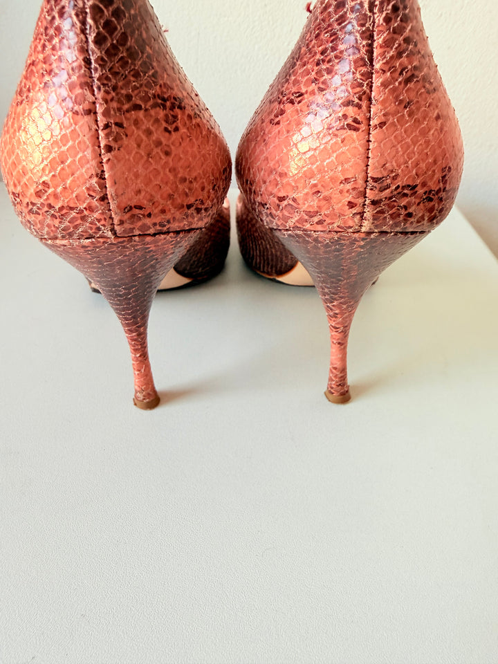 Miu Miu Ayers Pink Camellia Snakeskin Pointed Toe Pumps Size 38