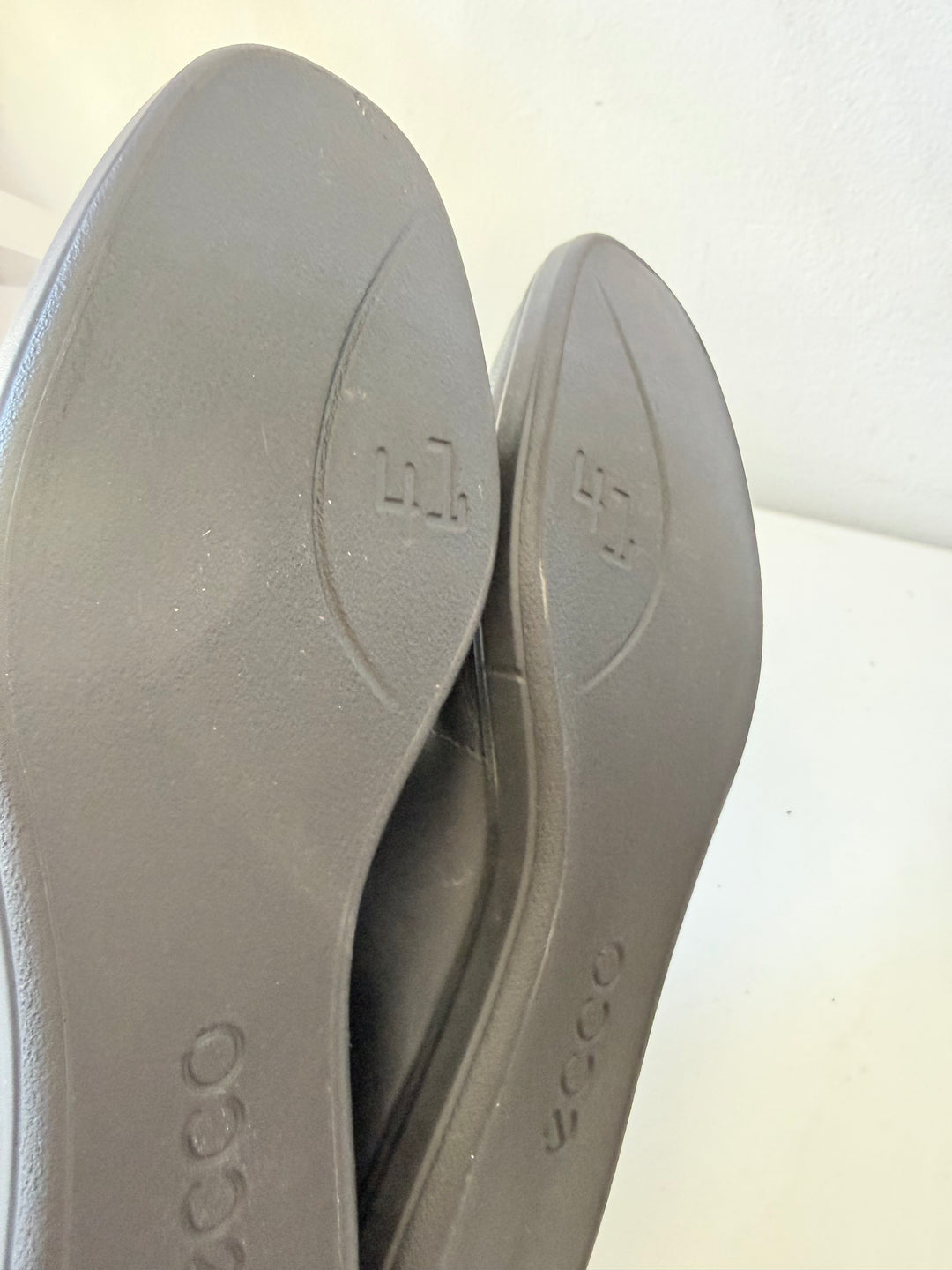 ECCO Simpil Mary Jane Black Leather Ballet Flats Size 10-10.5