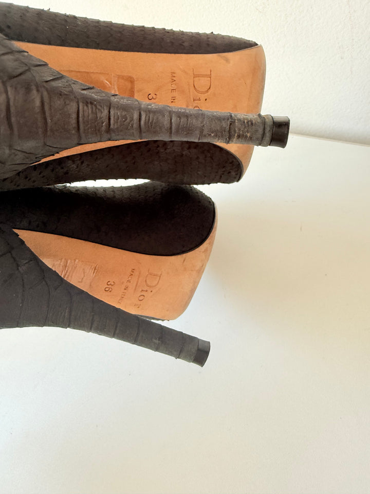Christian Dior Black Vintage Snakeskin Pumps Size 36