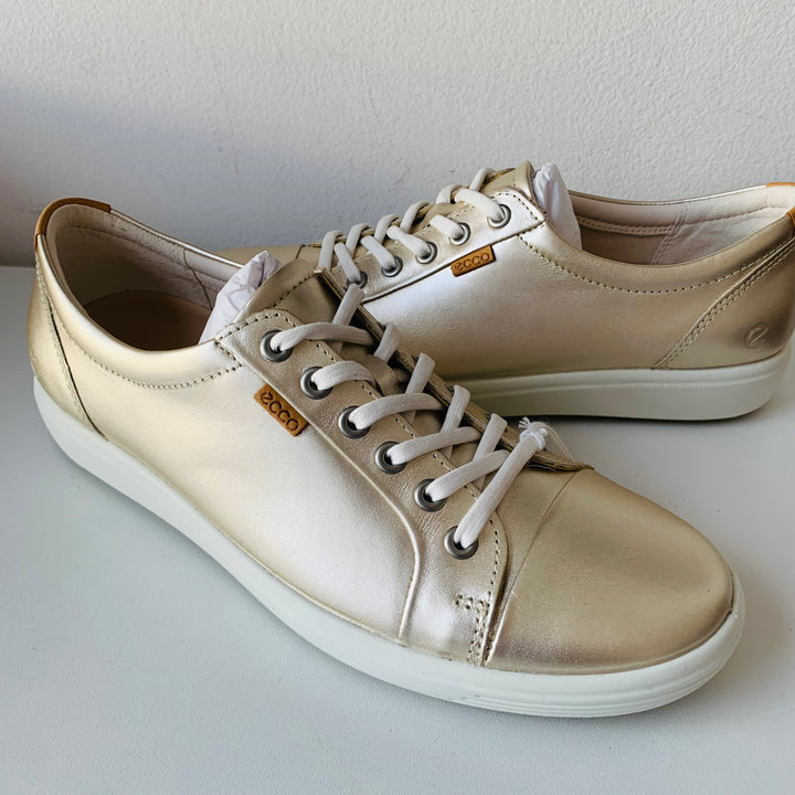 ECCO Soft Gold Metallic Sneakers Size 41 (US 10-10.5) New In Box