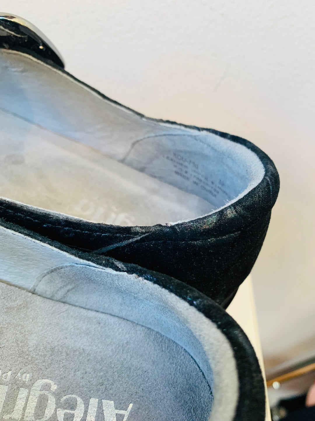 Allegria Black Leather Textured Mary Janes Size 39