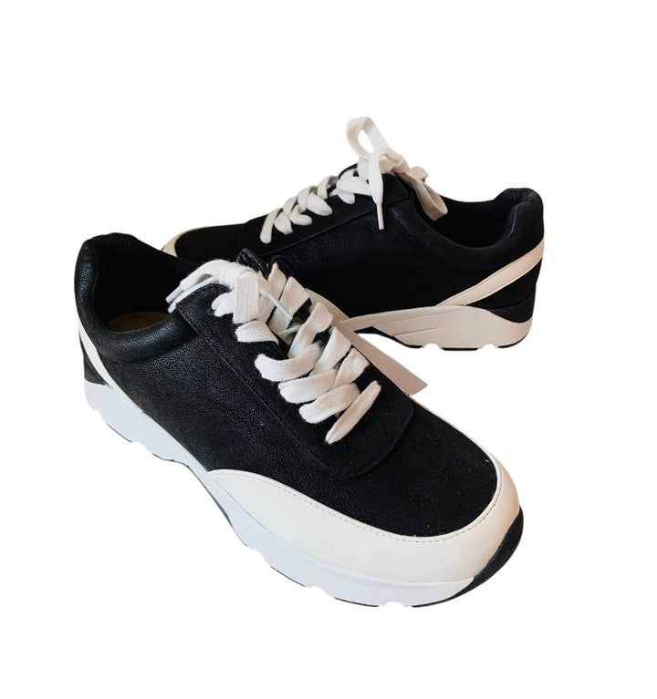Loft NWT Black And White Chunky Sneakers Size 8
