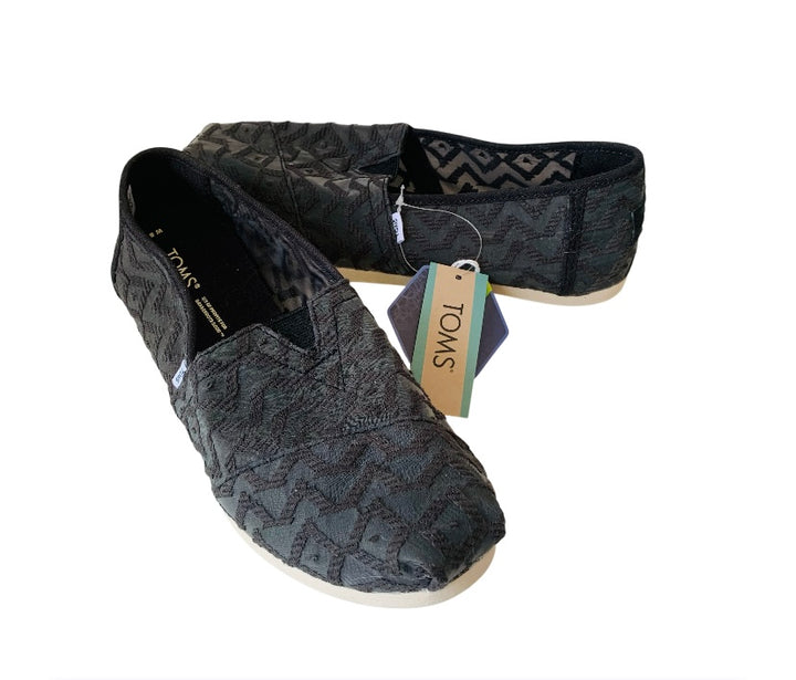 Toms Slip On Grey Shoes New With Tags Size 8