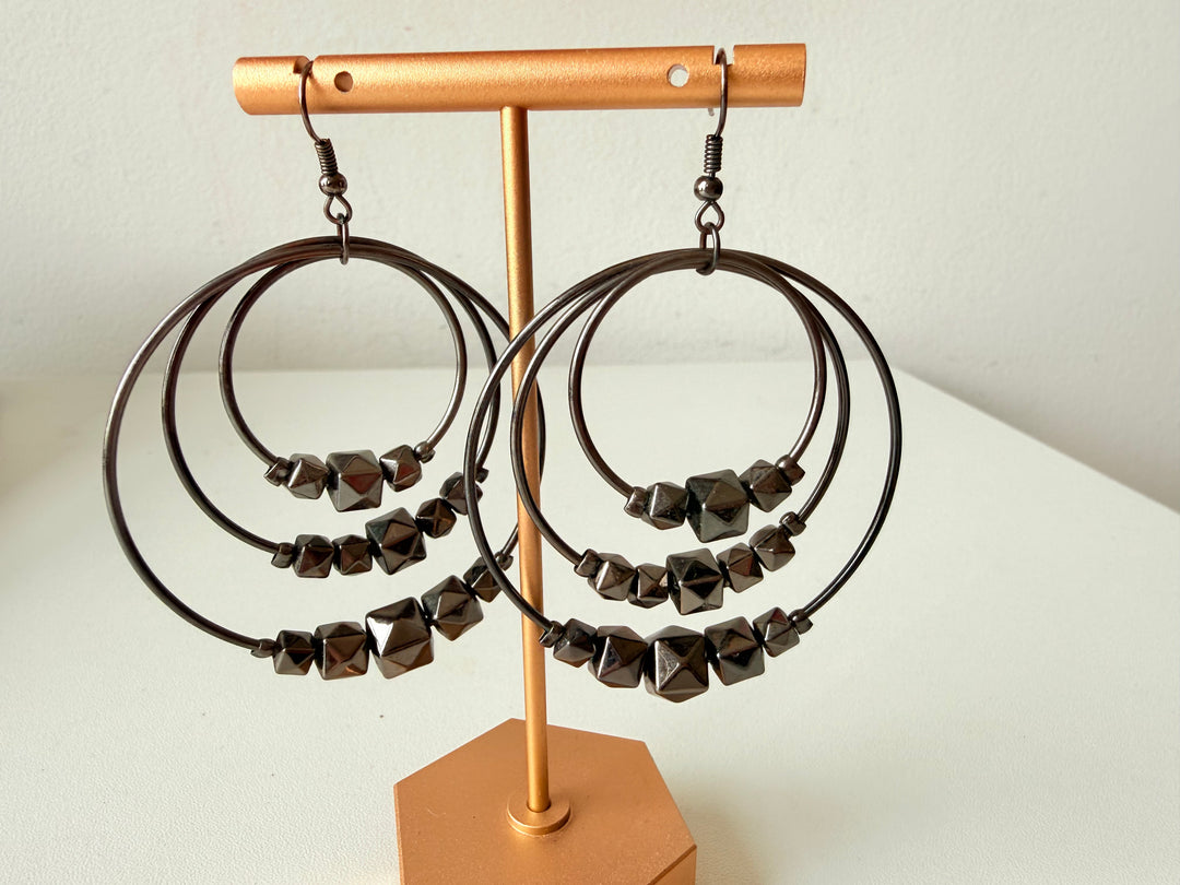 Hermatite Nickel Triple Hoop Faceted Bead Pierced Earrings