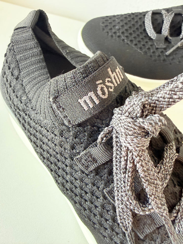 Moshn By Klogs Vigor Rocker Bottom Athletic Sneakers Size 9 In Black