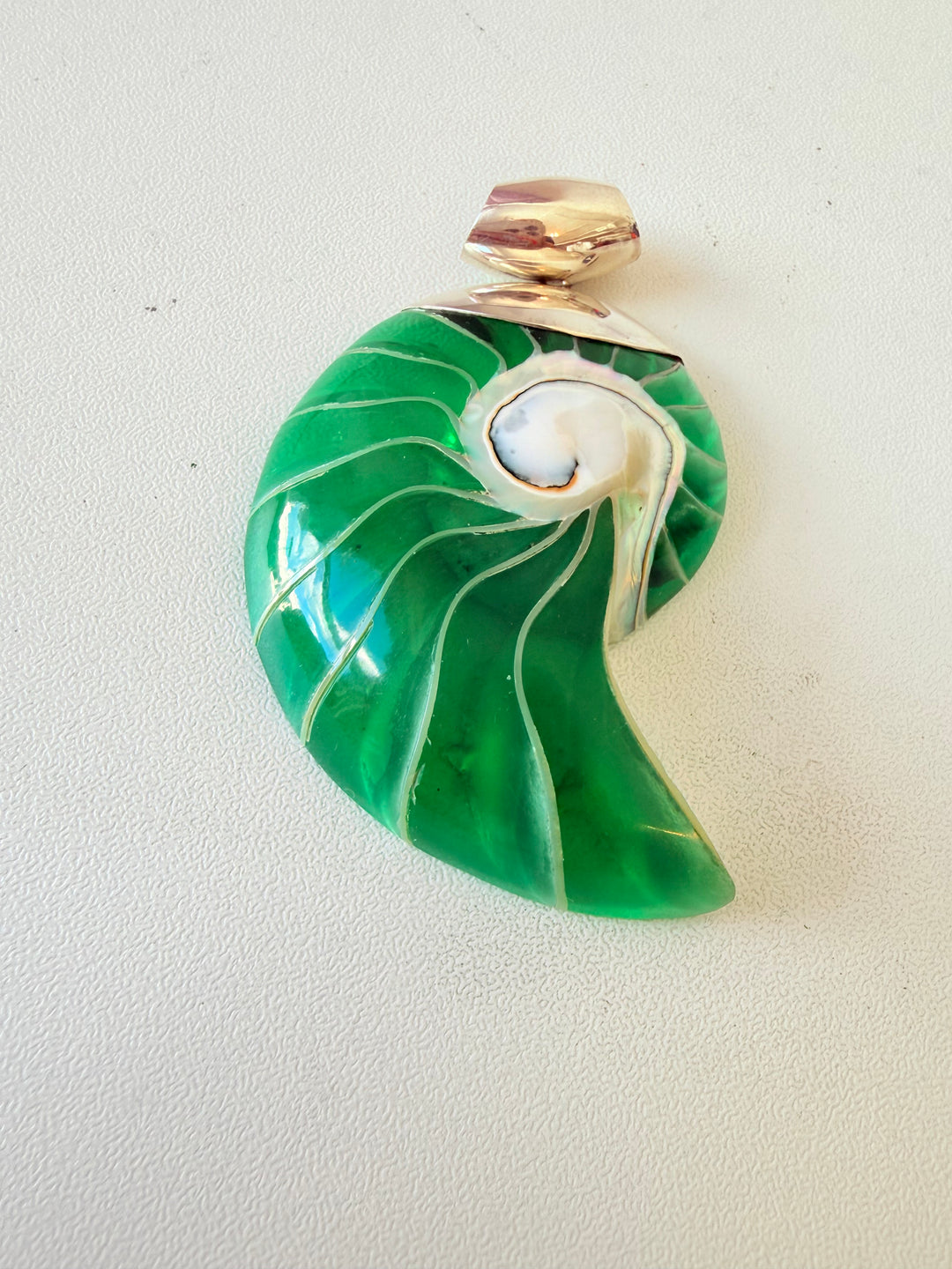 Sterling Silver 925 Vibrant Green Open Nautilus Shell Pendent