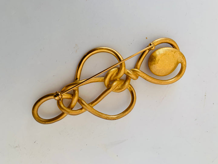 Art Nouveau Style Gold Tone Brooch With Rust Stone