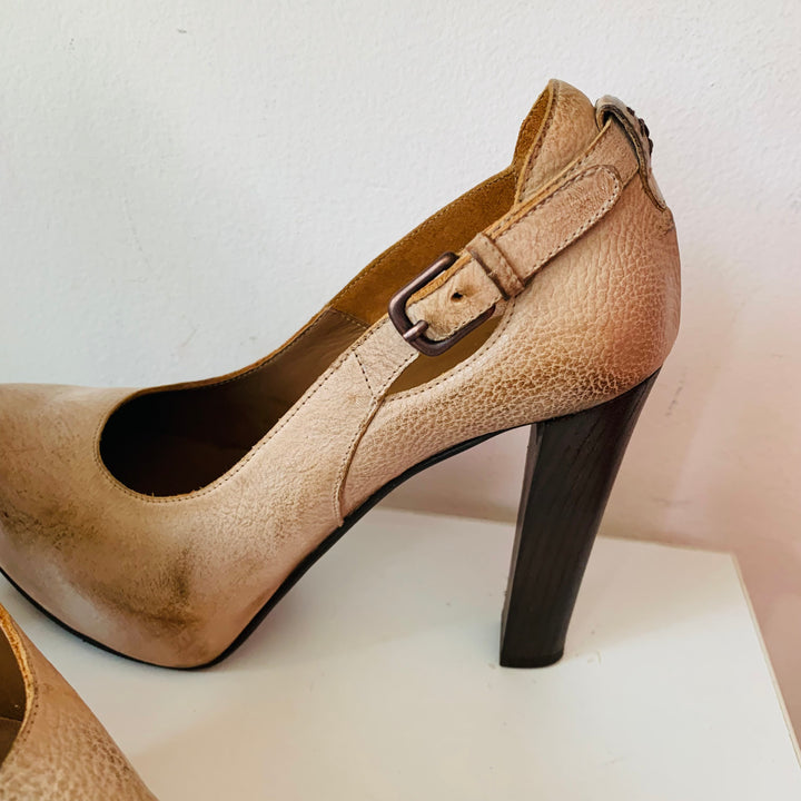Henry Beguelin Distressed Dune Reema Leather Pump Size 37.5