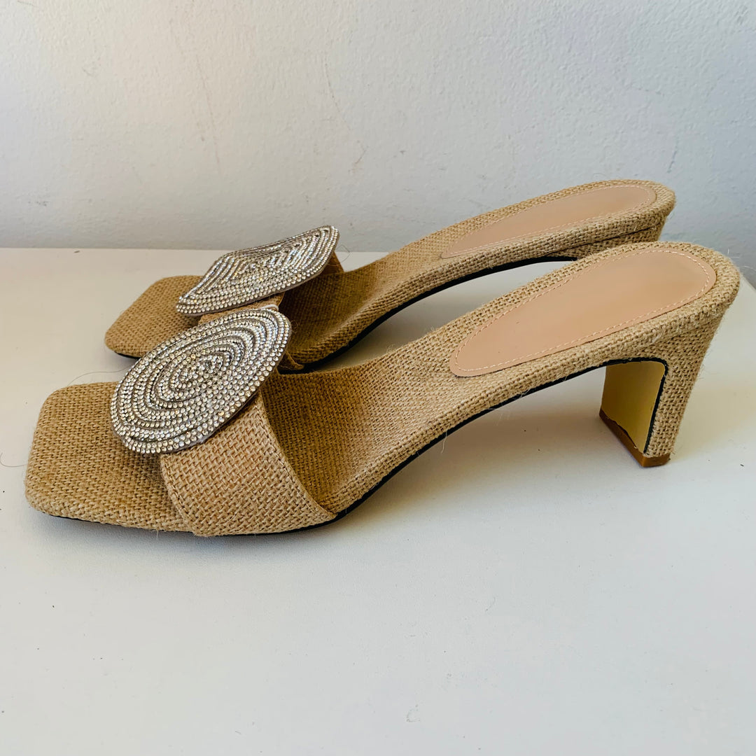 Turkish Women’s Beige Khesh Heeled Sandals Size 10 New