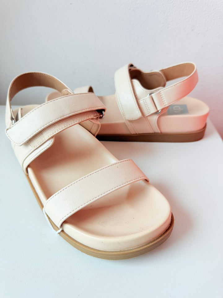 DV Dolce Vita Argyle Platform Sandals Size 9