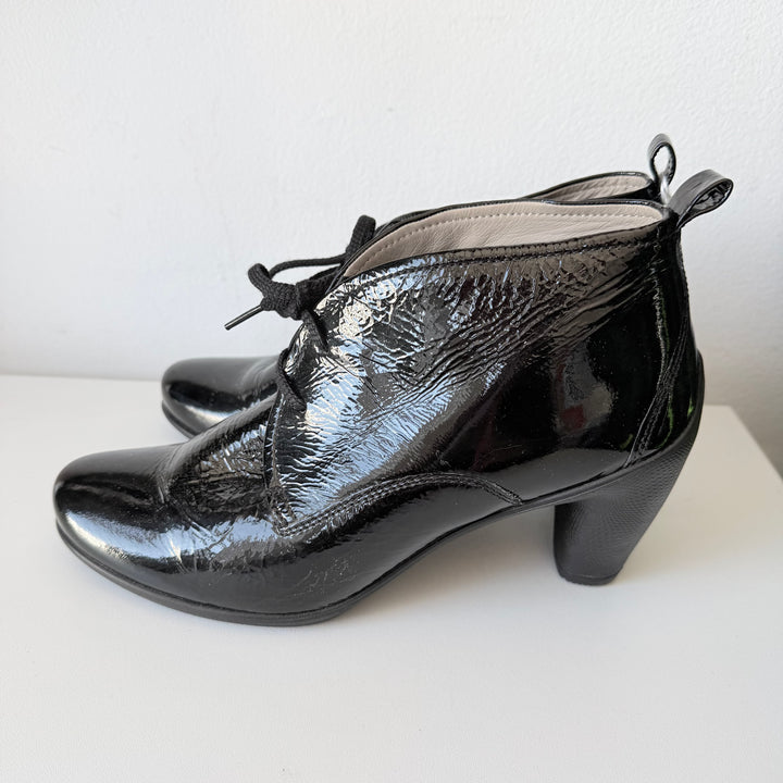 Ecco Black Patent Lace Up Heeled Boots Size 10