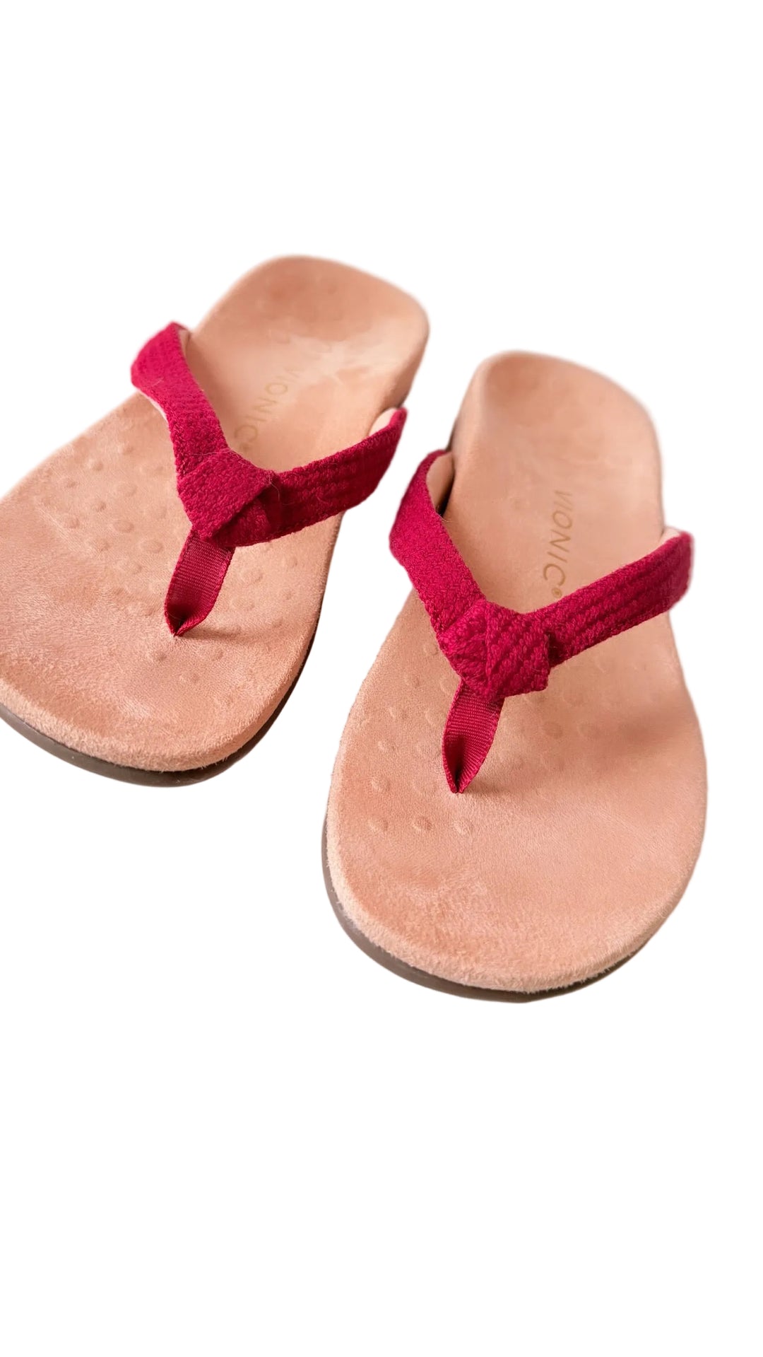 Vionic Mattie Thong Sandal In Red Size 8