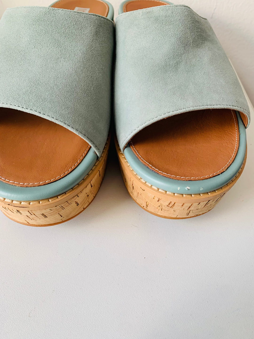 Fitflop Pale Blue Suede Platform Slide on Sandal Size 10