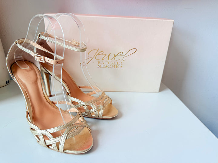 Jewel By Badgley Mischka Haskell II Gold Metallic Ankle Strap Heeled Sandals Size 6.5