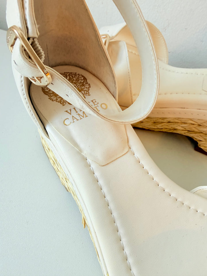 Vince Camuto Meterry Espadrille Sandals in Coconut Cream Size 9.5  Wide