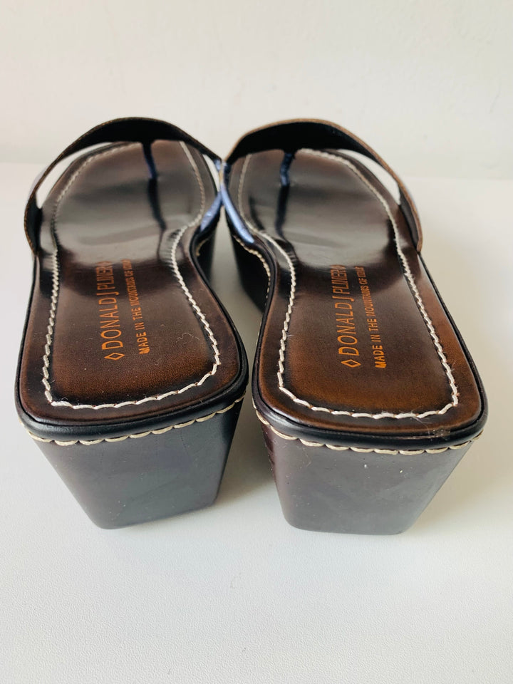 Donald Pliner Blue Metallic Leather Strao Wonens Sandals Size 8