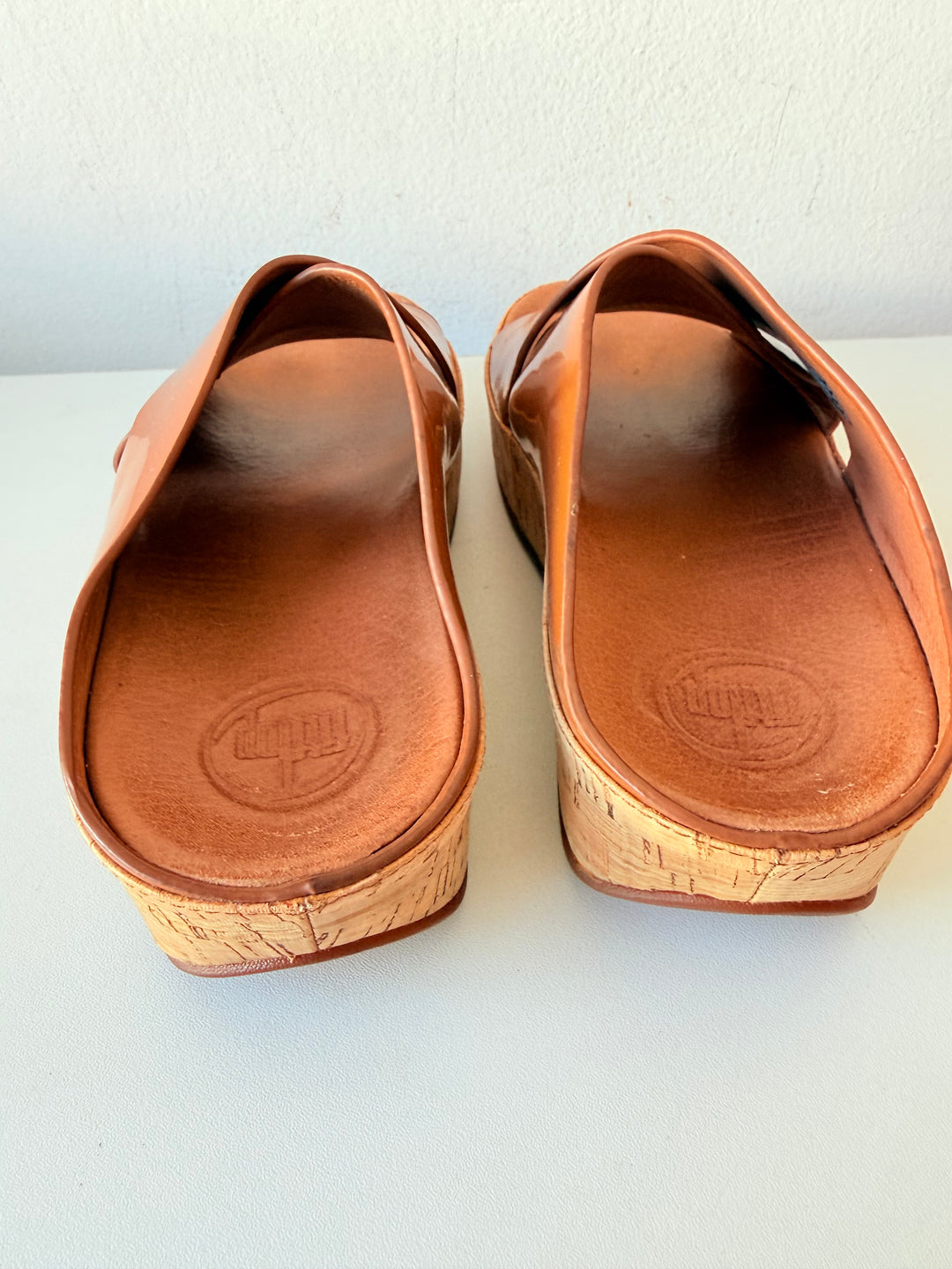 Fitop Brown Patent Criss Cross Cork Platform Sandals Size 7