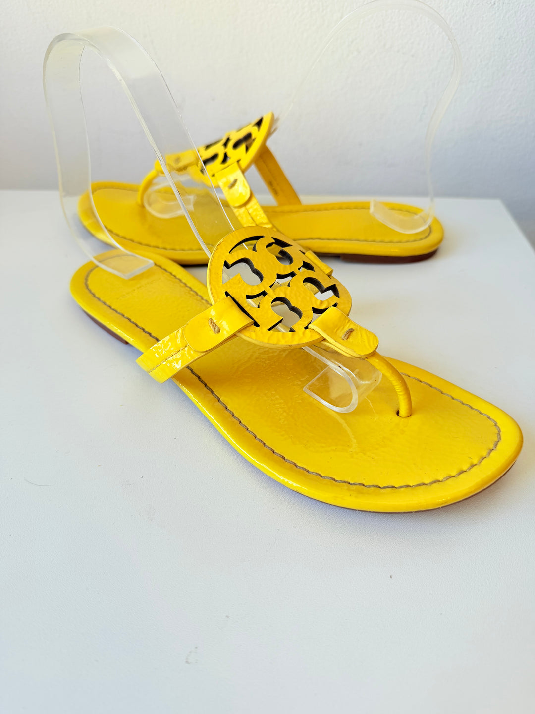 Tory Burch Miller Sandals In Limone Payent Leather Size 8.5
