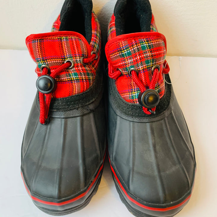 Khombu Plaid Splash Water Resistant Low Boot/Shoe Size 8 Women’s