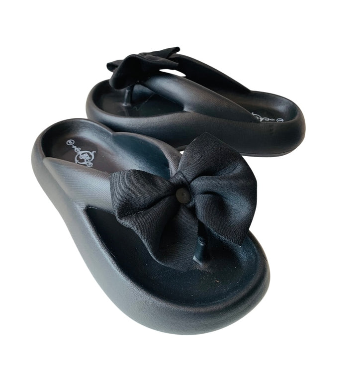 Sole Mates Black Rubber Bow Sandal/Flip Flops Size 9