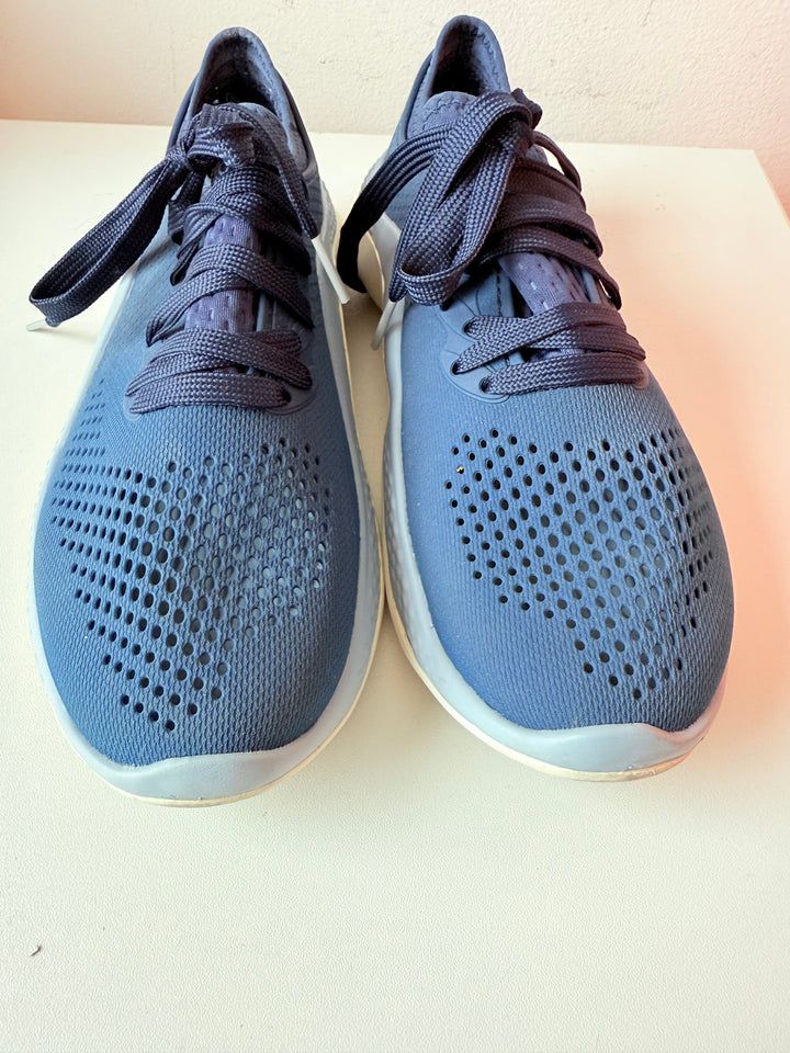 Croc’s LiteRide 360 Pacer Sneakers In Blue & Grey Size 8 Women’s