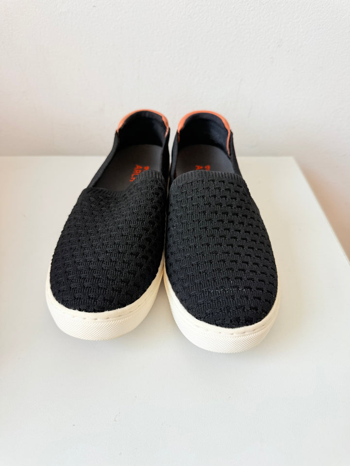 Kelly & Katie Kk-Estarr Black Slip On Shoes Size 7.5 Wide