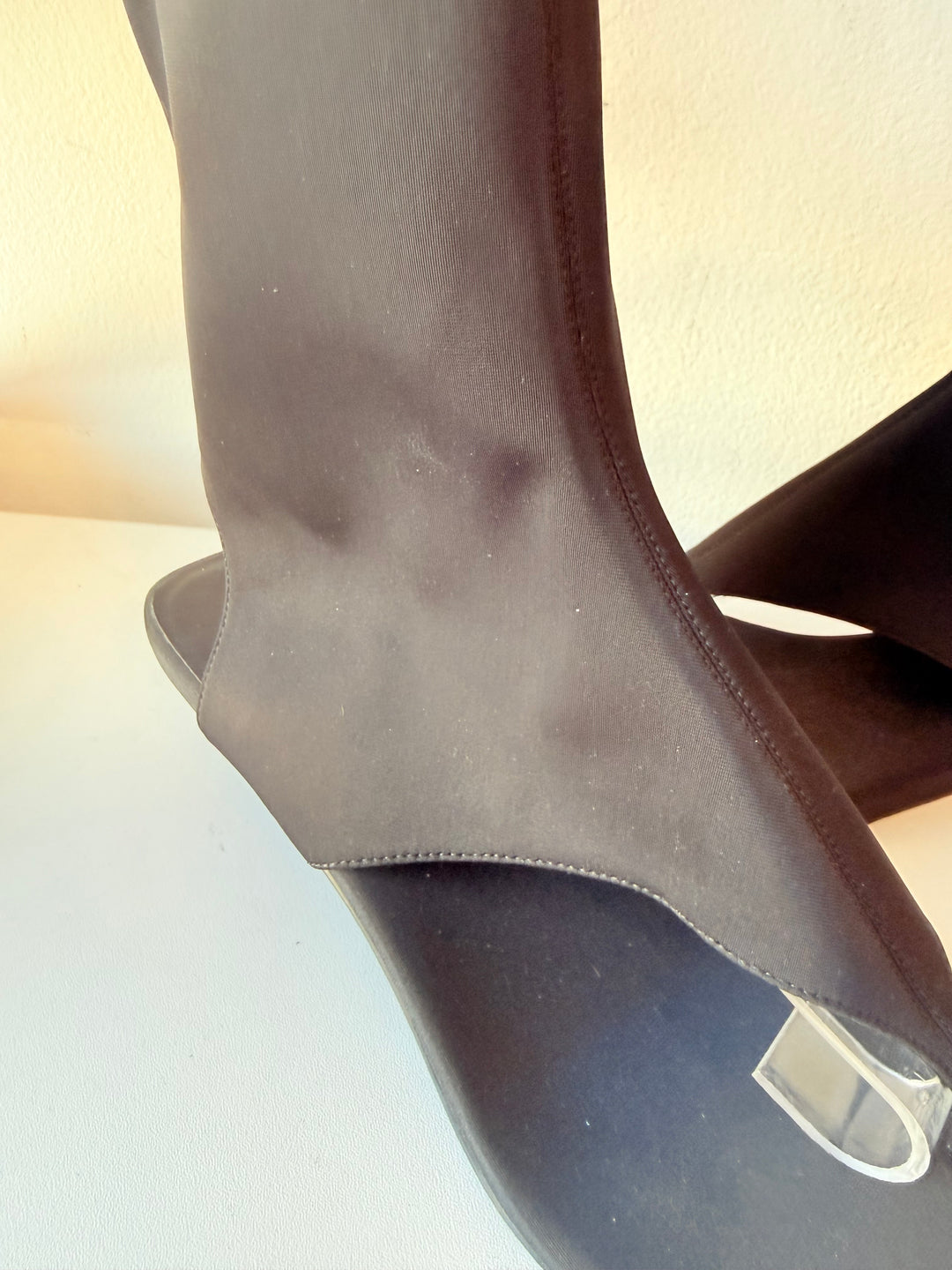 Jeffrey Campbell Plot Twist Thong Sandal Heels in Black Neoprene Size 10