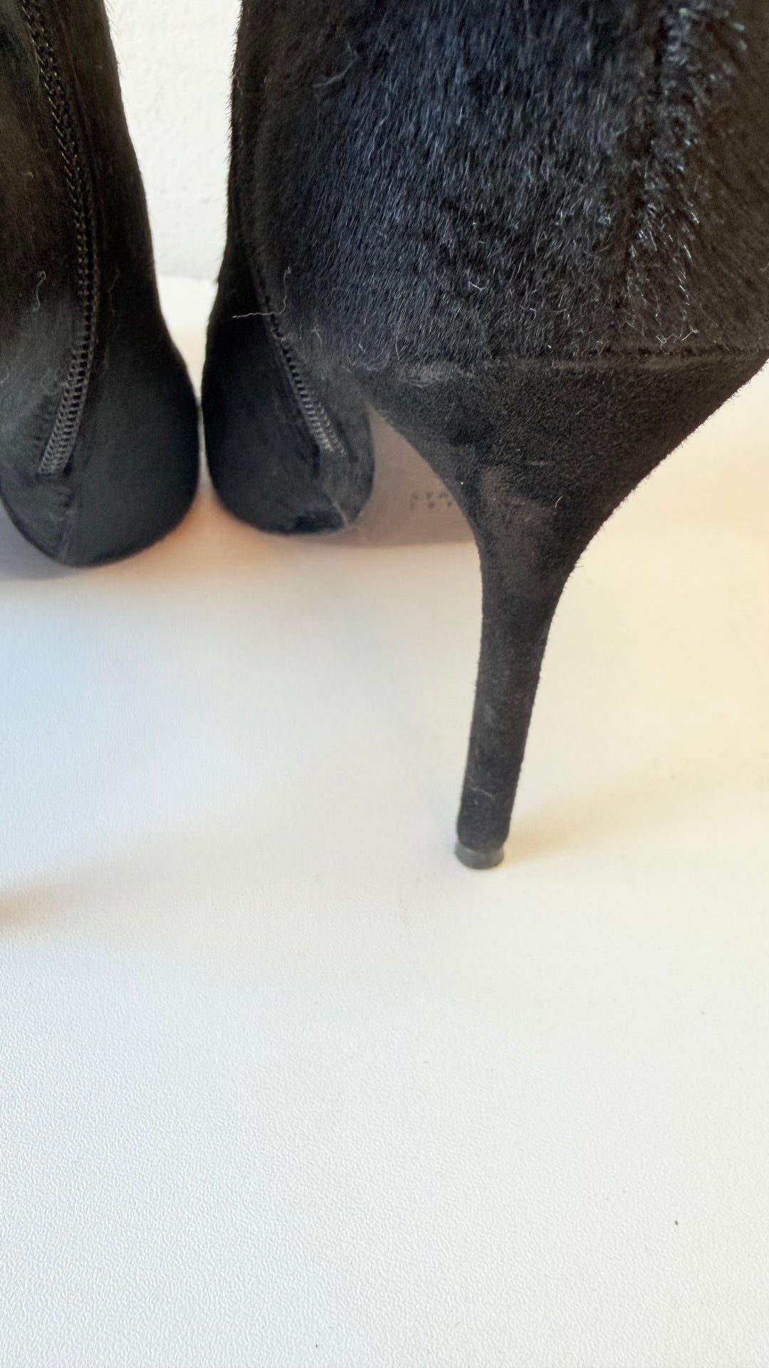 Stuart Weitzman Black Calf Pony Hair Pointed Toe Stiletto Boots Size 8 M Women’s