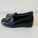 Flexx Studio Brown/Burgundy Patent Embossed Slip on Loafers Size 6.5