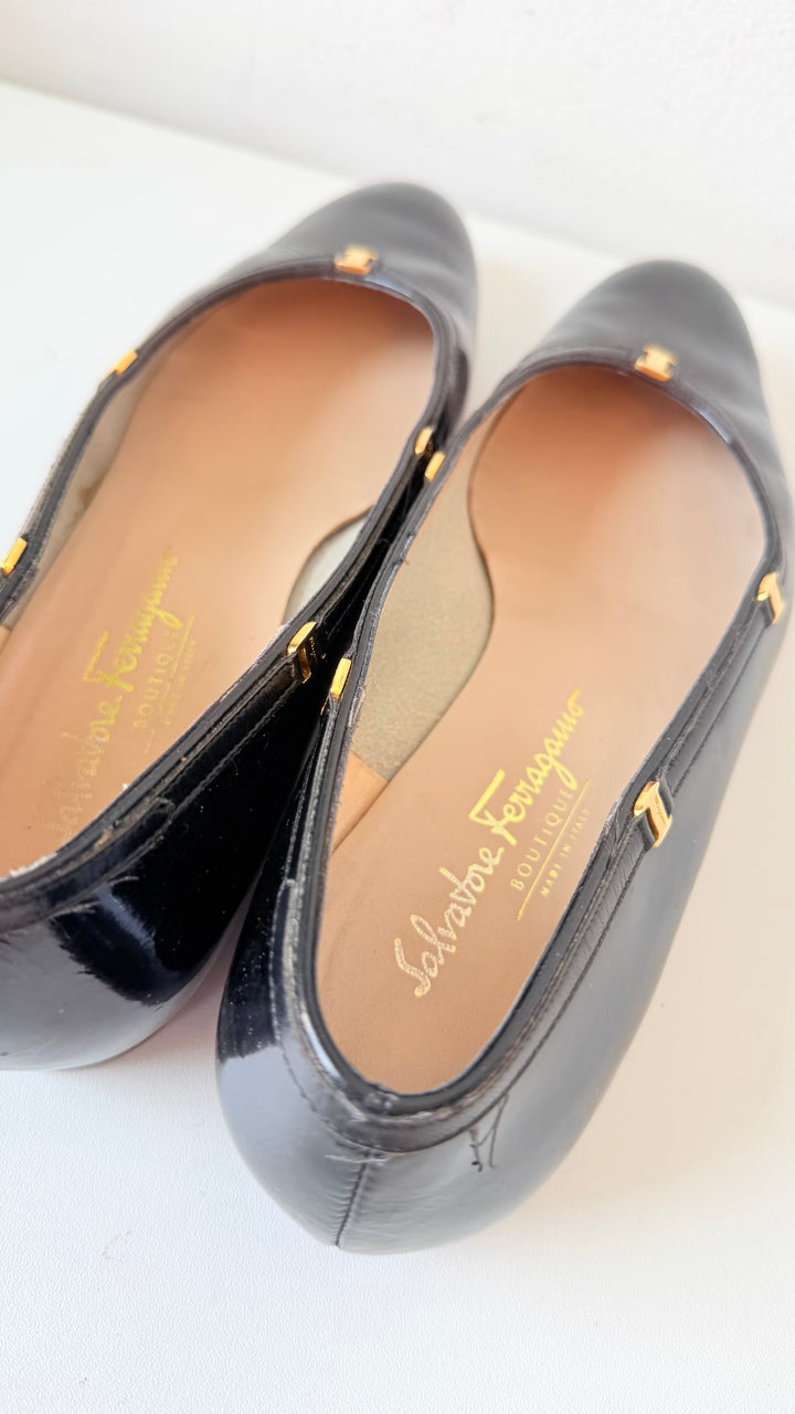 Salvatore Ferragamo Boutique Black Patent Leather Gold Detailed Ballet Flats Size 10 Women’s