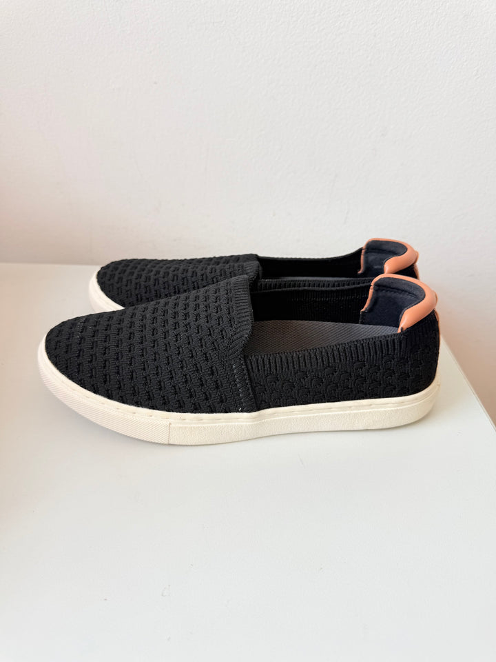 Kelly & Katie Kk-Estarr Black Slip On Shoes Size 7.5 Wide