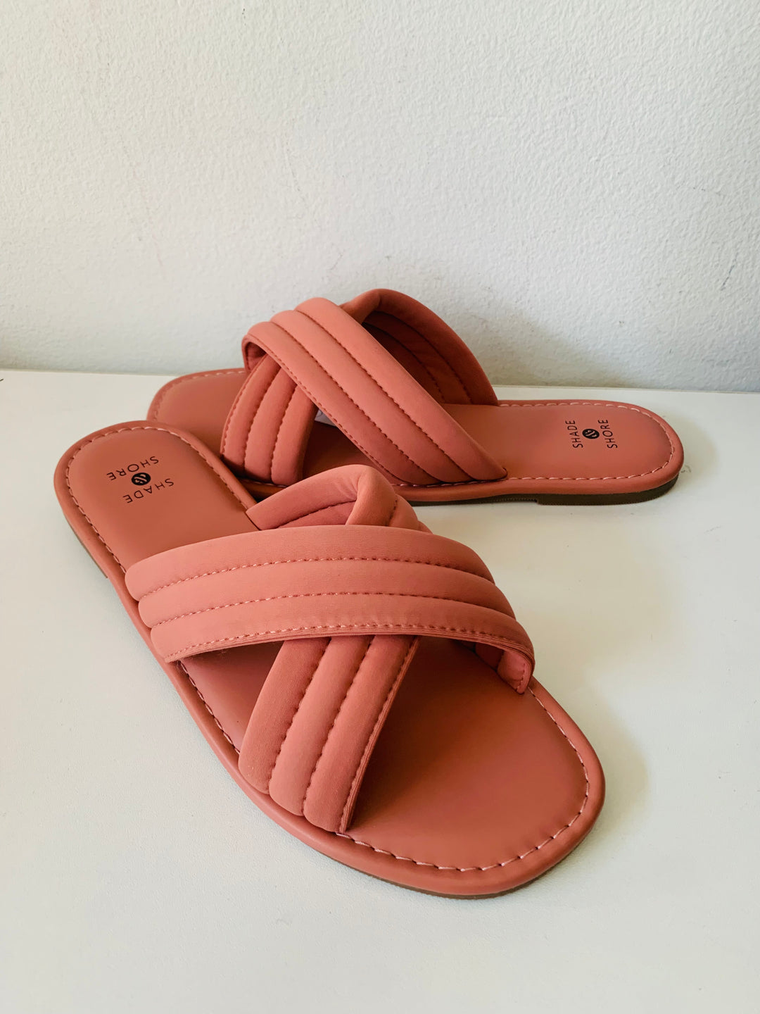 Shade & Shore Slip on Peach Vegan Sandals Size 7