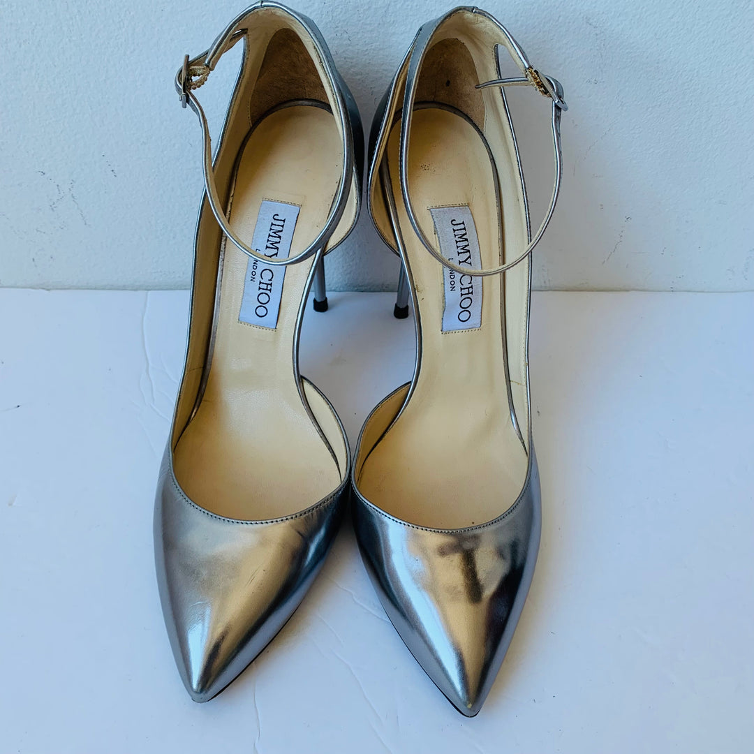 Jimmy Choo Lucy 100 Women’s Silver Metallic Leather D’Orsay Pointy Toe Ankle Strap Pumps Size 40