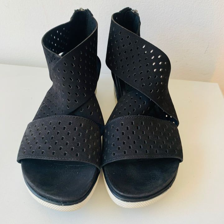 Eileen Fisher Sport Tumbled Leather Perforated Nubuck Sneaker Sandals Size 7.5