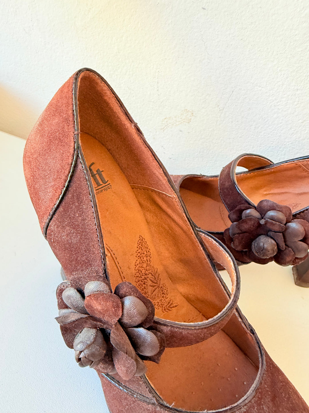 Sofft Brown Gemma Suede Mary Jane Heeled Pumps Size 7